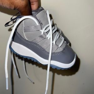 Jordan 11 gray